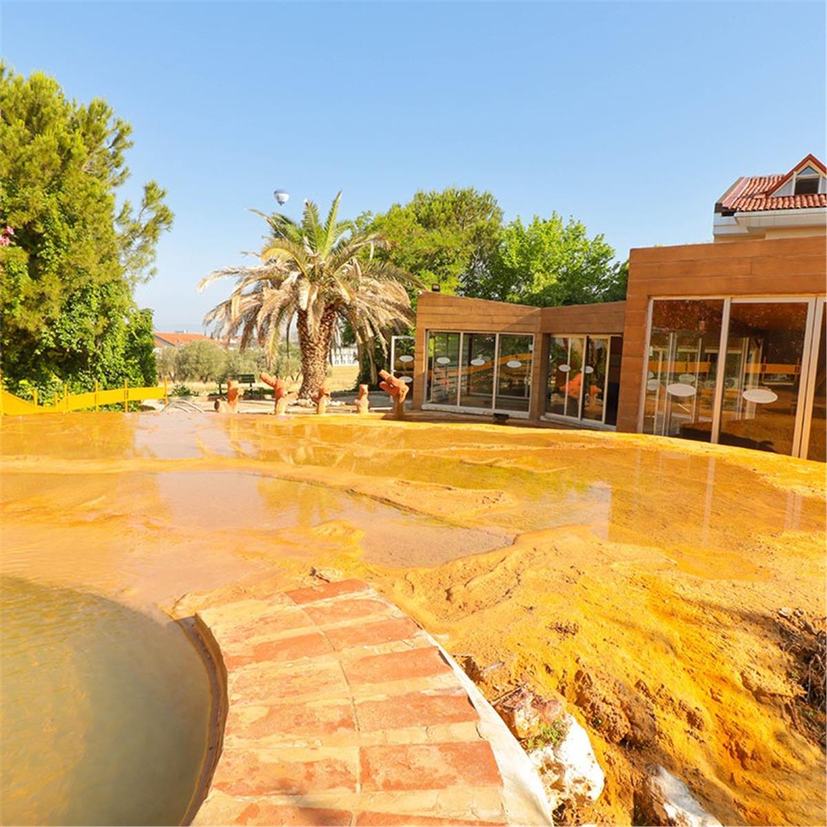 İzmir Çıkışlı Yılbaşı Özel 2 gece 3 gün Yılbaşı Gala Yemeği Dahil 5* Lycus River Thermal & Spa Hotel Konaklama Üstelik Limitsiz Yerli İçecekli