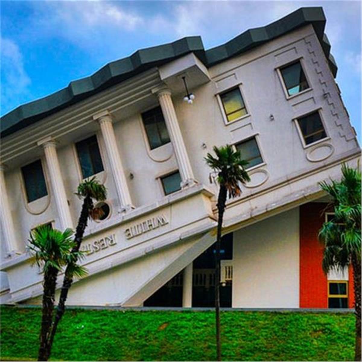 İzmir'den Uçak İle Kalkışlı Yılbaşı Özel 3 Gece 4 Gün 5* Euphoria Batumi Hotel Konaklamalı Batum Turu. Üstelik Gala Dahil