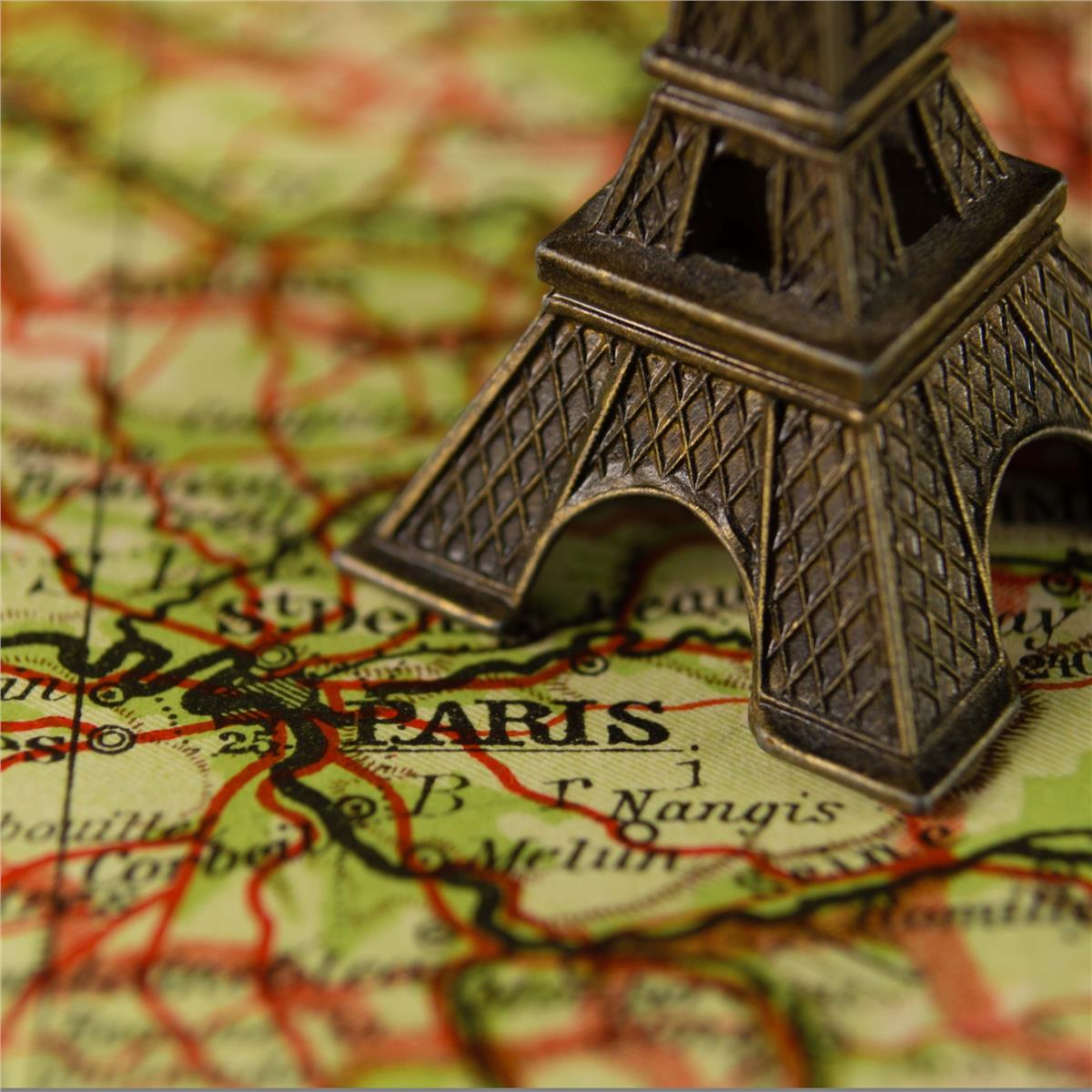 İzmir'den Uçaklı 3 Gece 4 Gün Konaklamalı Paris & Reims Turu