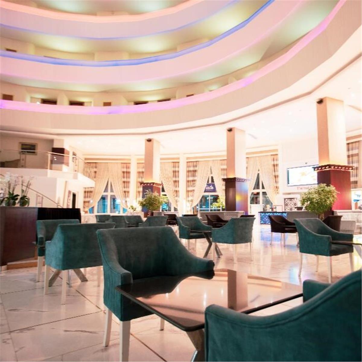 İzmir'den Otobüslü Yılbaşı Özel 2 Gece 3 Gün Konaklamalı Afyon Oruçoğlu Termal Hotel Yılbaşı Gala Ve Eğlencesi