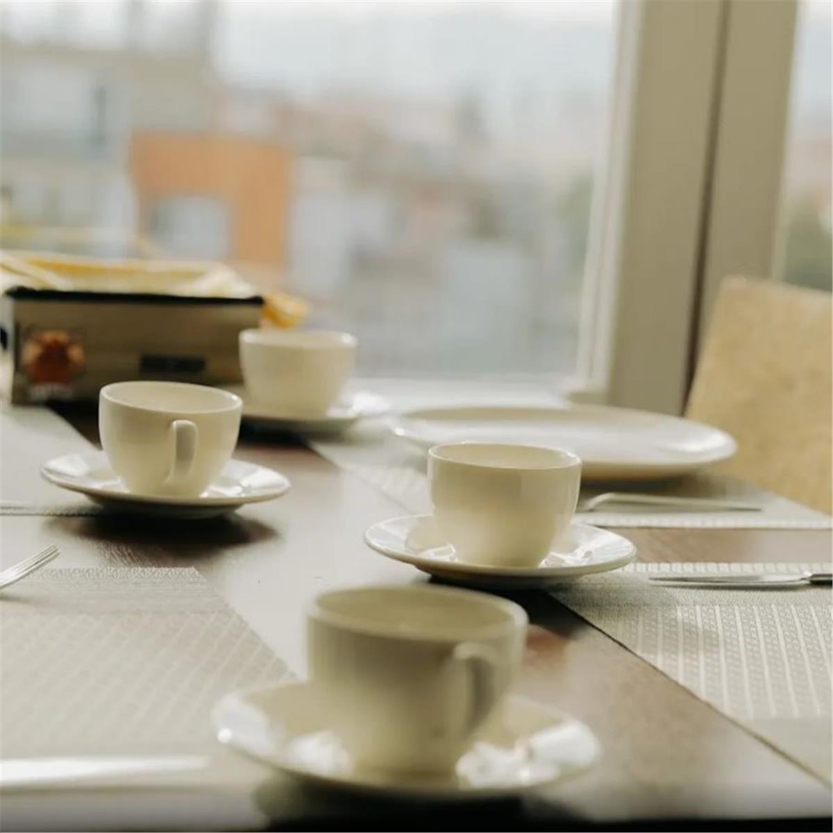 Red Green Hotel Karşıyaka Tek veya Çift kişi Kahvaltı dahil konaklama