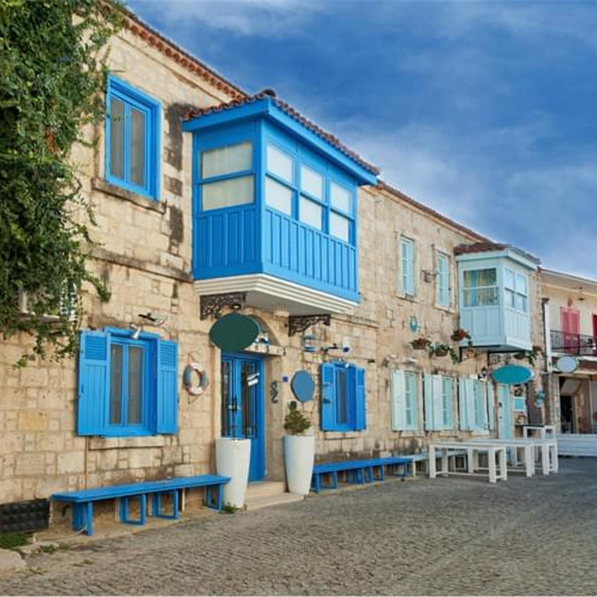 6 Nisan Cumartesi Günübirlik Alaçatı Ot Festivali, Balıklı Köşk, Germiyan, Ildırı Köyü Turu