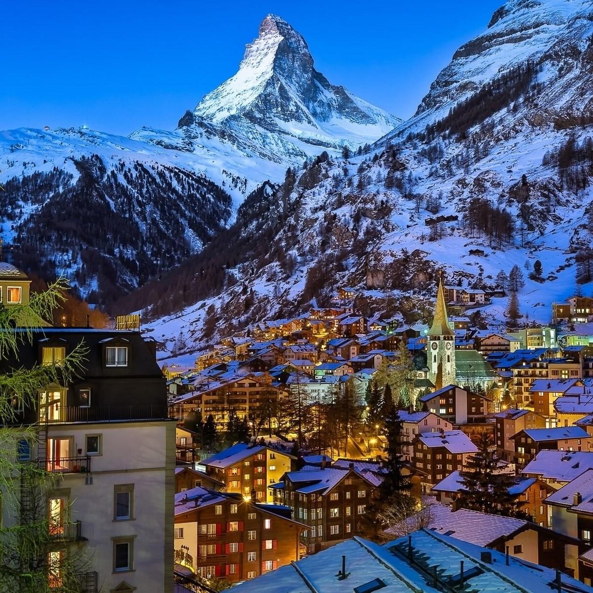 İzmir'den Uçak İle Hareketli 3 Gece 4 Gün Konaklamalı İsviçre Alpler Göller Ve Noel Pazarları Turu