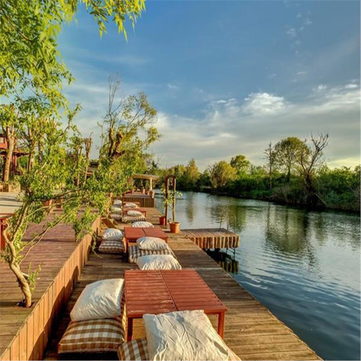 İzmir çıkışlı 1 gece 2 gün Konaklamalı Kefken Pembe Kayalar, Şile, Ağva ve İznik Turu