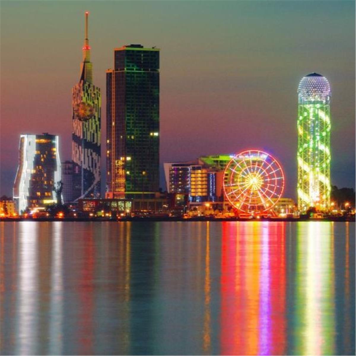 İzmir'den Kalkışlı 5 Gece 6 Gün Uçaklı ve Konaklamalı Vizesiz Tiflis Batum Turu