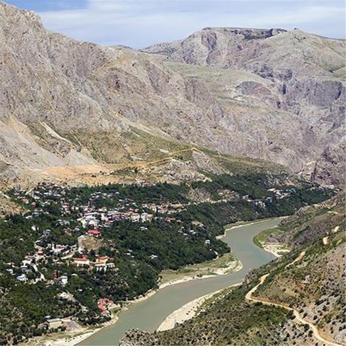 İzmir'den Kalkışlı 4 Gece 5 Gün Uçaklı ve Konaklamalı Ekstra Turlar Dahil Malatya, Darende, Elazığ, Erzincan, Tunceli, Kemaliye Turu