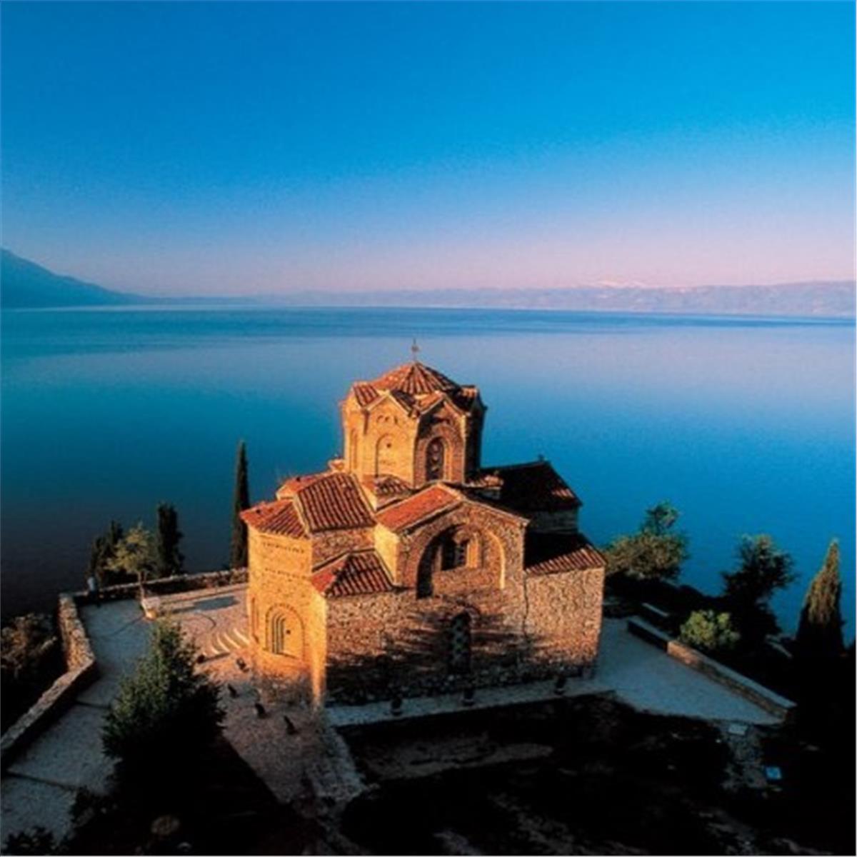 İzmir'den Uçak İle Hareketli Vizesiz 6 Gece 7 Gün Konaklamalı Kosovalı Büyük Balkan Turu