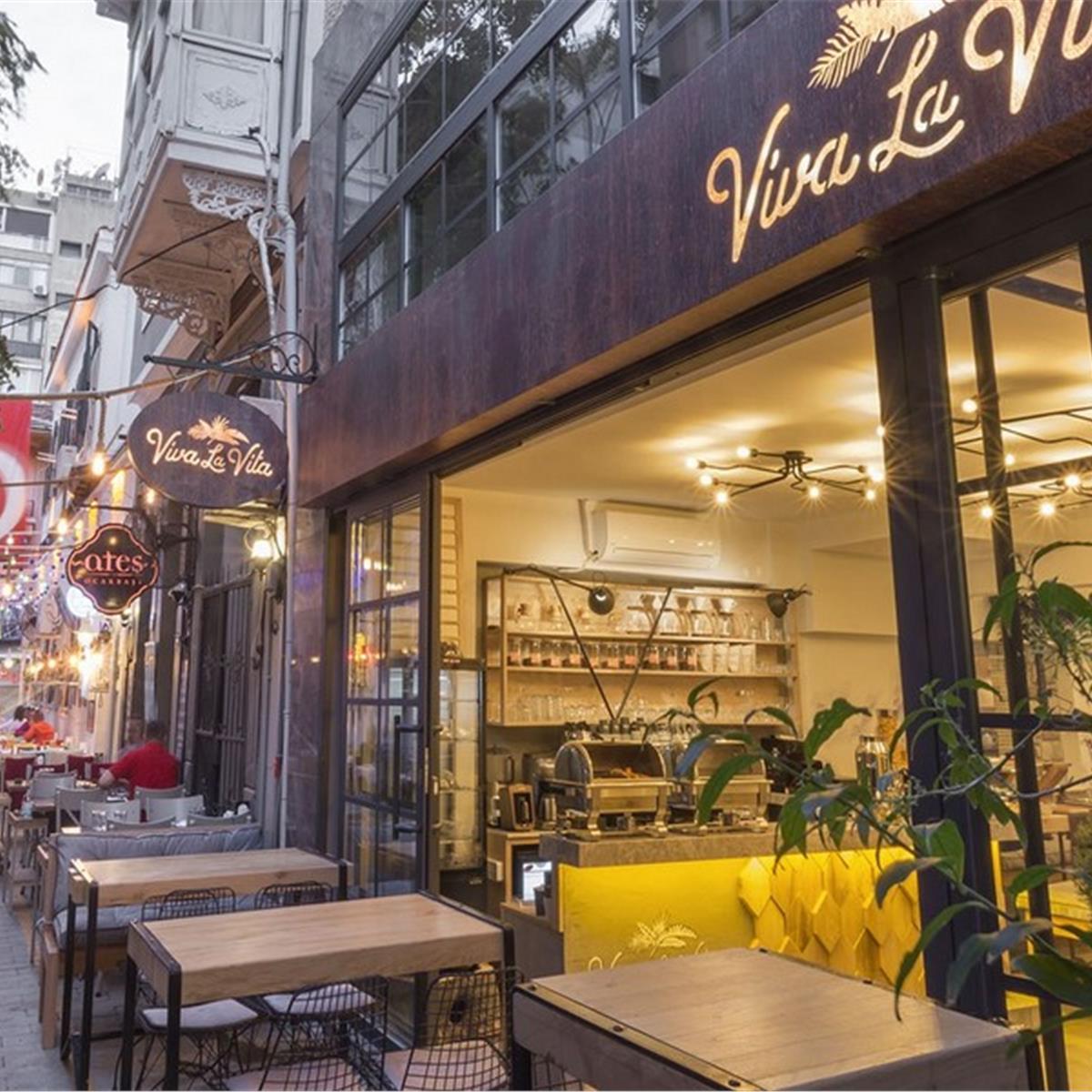 Alsancak Viva La Vita Hotel Çift Kişilik 1 Gece Konaklama