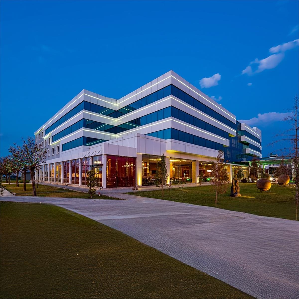 İzmir Çıkışlı 3 gece 4 Gün Afyon Jura Termal Hotel Konaklamalı Salda, Sagalassos Antik Kenti, Hierapolis Antik Kenti ve Pamukkale Travertenler Turu