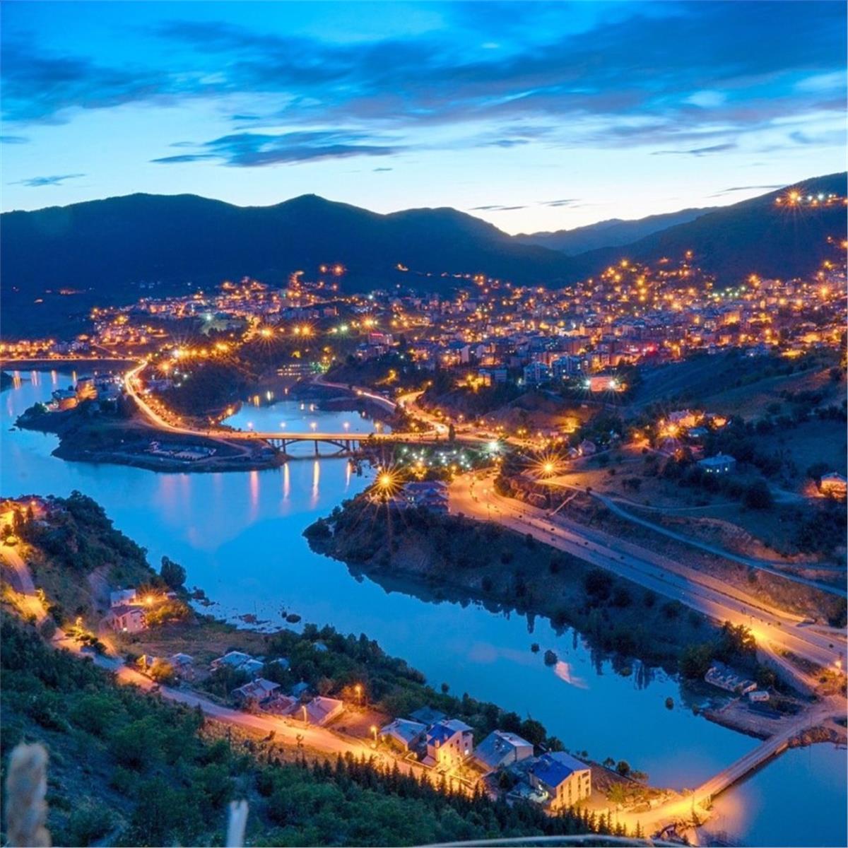 İzmir'den Uçaklı 4 Gece 5 Gün Konaklamalı Kemaliye Elazığ Tunceli Malatya Sivas Divriği Kayseri Turu