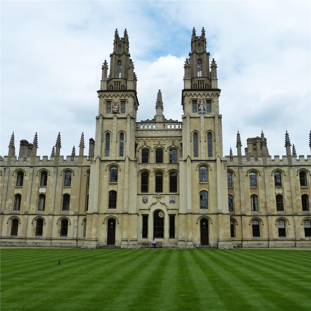 İzmir'den Uçaklı 3 Gece 4 Gün Konaklamalı Royal İngiltere Londra Turu