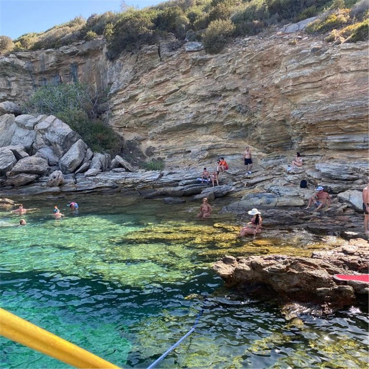Günübirlik Bodrum Tekne Turu. Üstelik Ulaşım Ve Öğle Yemeği Dahil