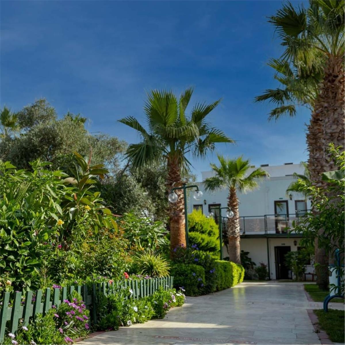 İzmir'den Ulaşımlı 3 Gece 4 Gün 4* Anadolu Hotel Her Şey Dahil Konaklama