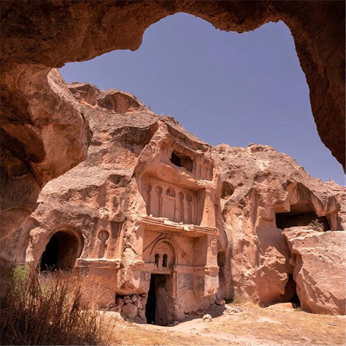 İzmir'den Otobüs İle Hareketli 1 Gece 2 Gün Konaklamalı Konya Şeb-i Arus ve Kapadokya Turu.