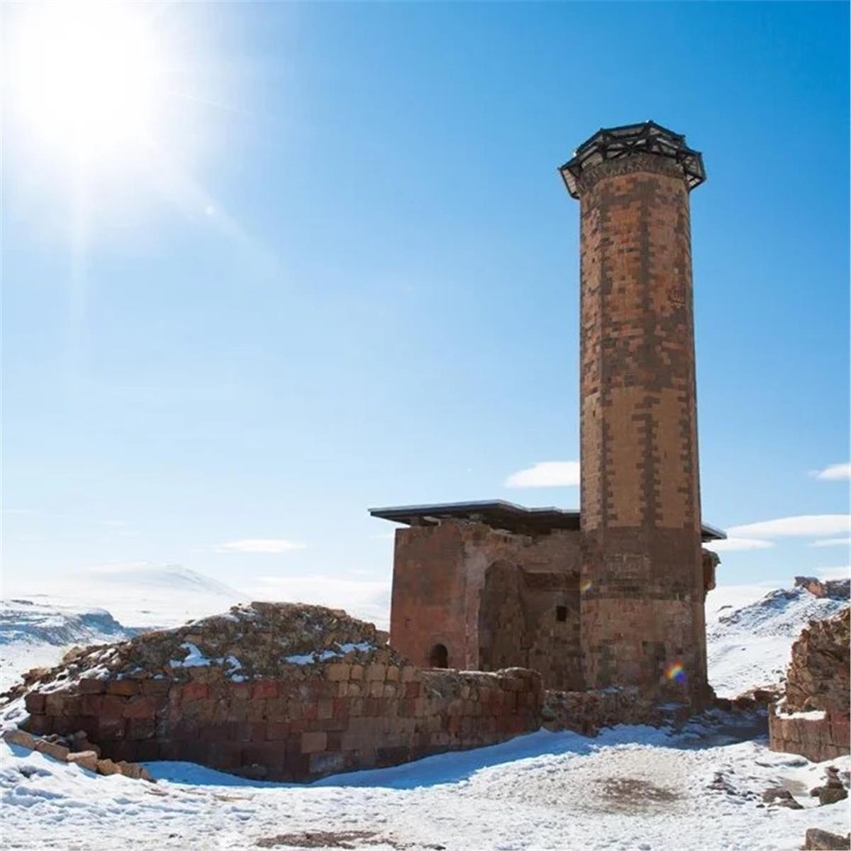 İzmir'den Uçaklı 3 Gece 4 Gün Konaklamalı Doğu Ekspresi Rotası Van, Kars, Sarıkamış Kayak Merkezi Turu