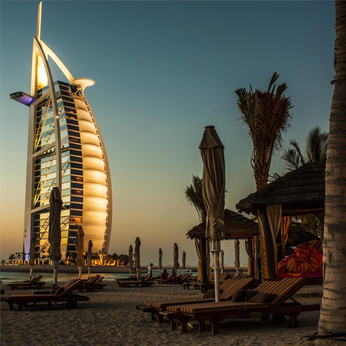 İzmir'den Uçak İle Kalkışlı 5 Gece 6 Gün Konaklamalı Dubai ve Abu Dhabi Turu