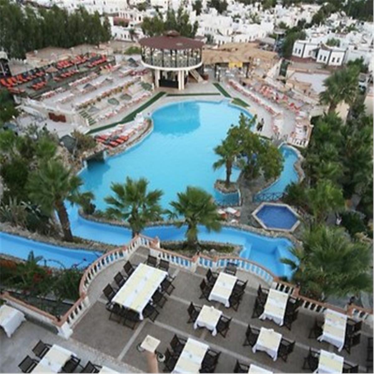 İzmir'den Kalkışlı 3 Gece 4 Gün Konaklamalı Her Şey Dahil 4 Yıldızlı Bodrum Phoenix Sun Hotel