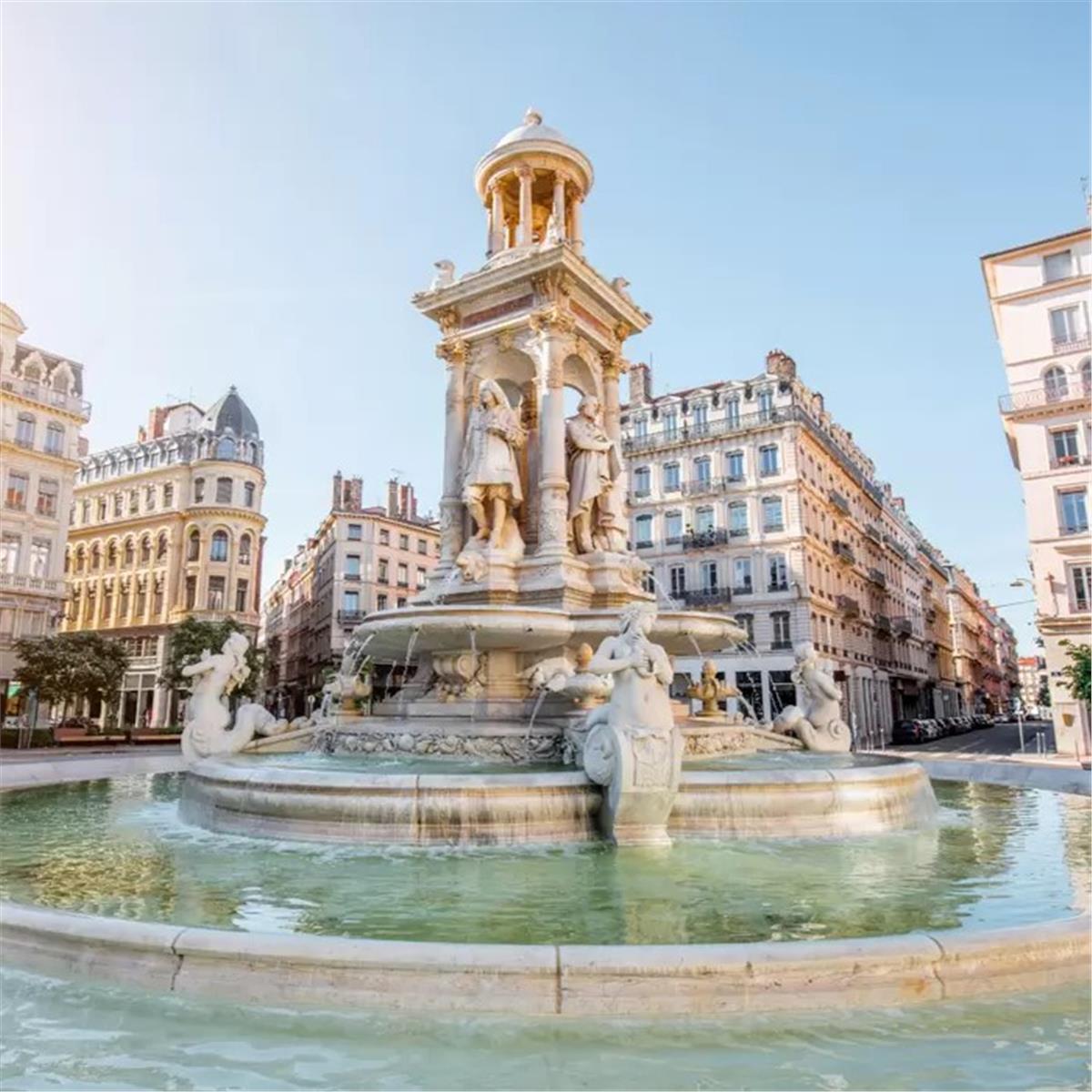 İzmir'den Uçak İle Hareketli 7 Gece 8 Gün Konaklamalı İtalya & Fransa & İsviçre & Almanya & Liehtenstein İle Bir Avrupa Masalı Turu