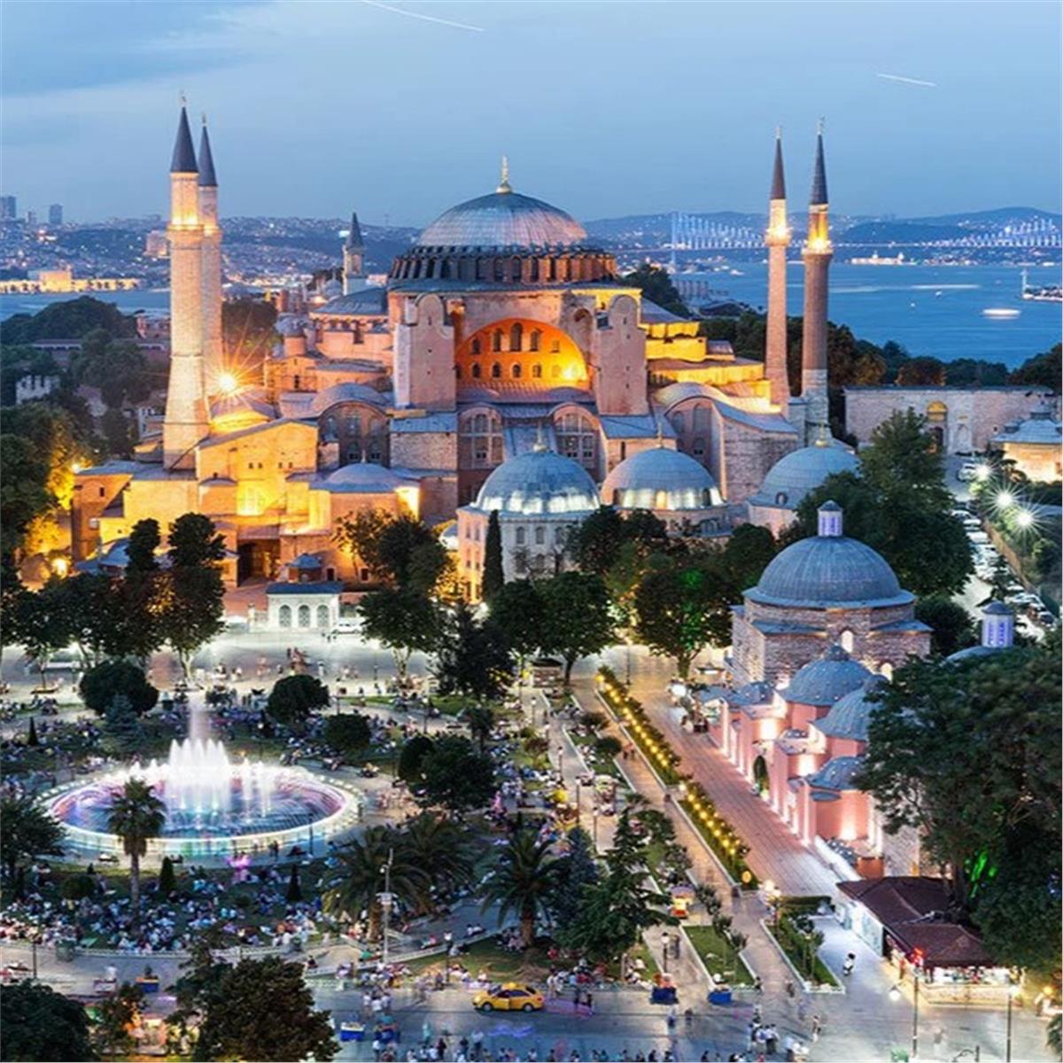 İzmir'den Uçaklı ve 3 Gece 4 Gün Konaklamalı İstanbul Caz Festivali Ve İstanbul Turu