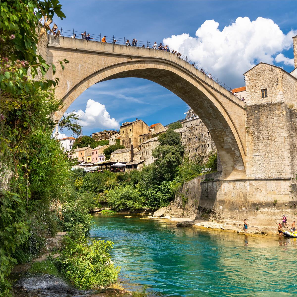 İzmir'den Otobüs İle 6 Gece Konaklamalı 7 Gece 8 Gün Tüm Ekstralar Ve Çevre Gezileri Dahil Balkan Rüyası Turu