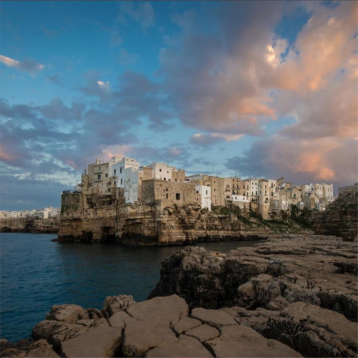 İzmir'den Uçaklı 7 Gece 8 Gün Konaklamalı İtalya'nın İki Yakası Roma İle Bari, Alberobello ve Amalfi Kıyıları Turu