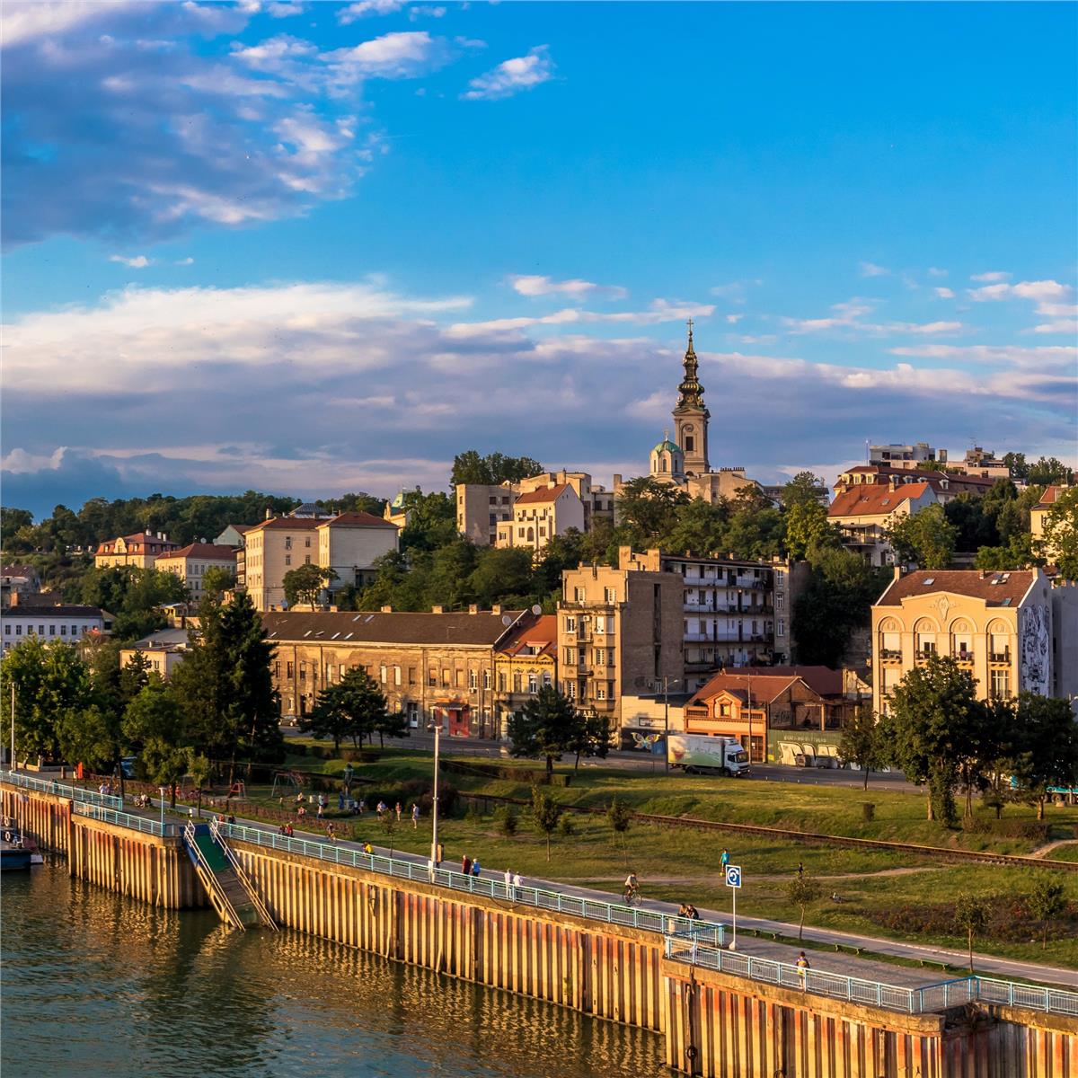 İzmir'den Uçaklı 3 Gece 4 Gün Konaklamalı Belgrad Noel Pazarları Turu
