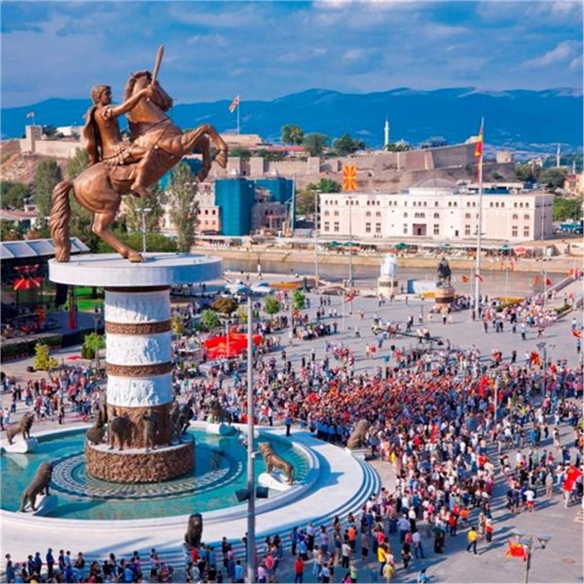 İzmir'den Direkt Sefer İle Uçaklı ve 7 Gece 8 Gün Konaklamalı Büyük Balkan Rotası Turu