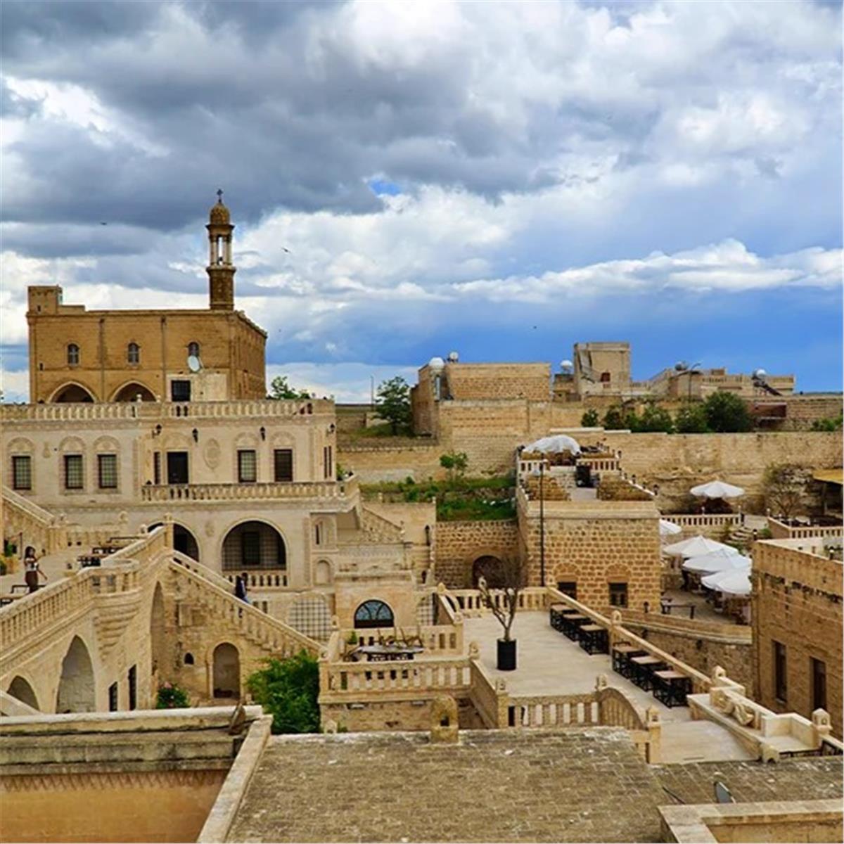 İzmir'den Otobüslü 9 Gece 10 Gün Konaklamalı Doğu Anadolu İle Büyük Gap Turu