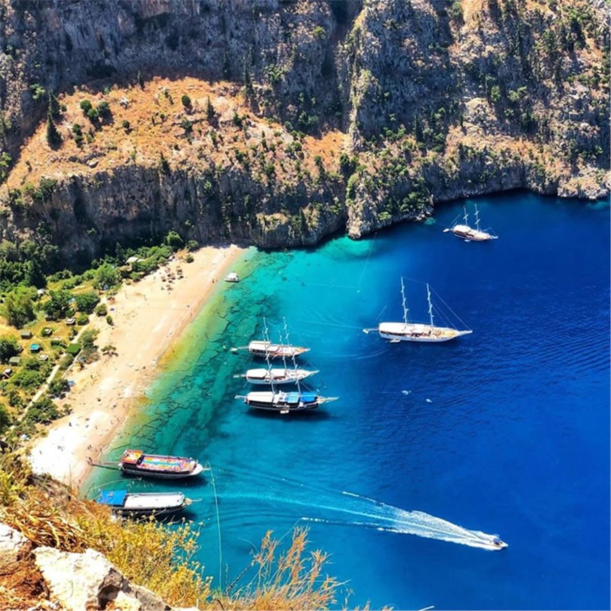 İzmir Çıkışlı 2 gece 3 gün Çadır Konaklamalı Kelebekler Vadisi Doğa Kampı Tatili