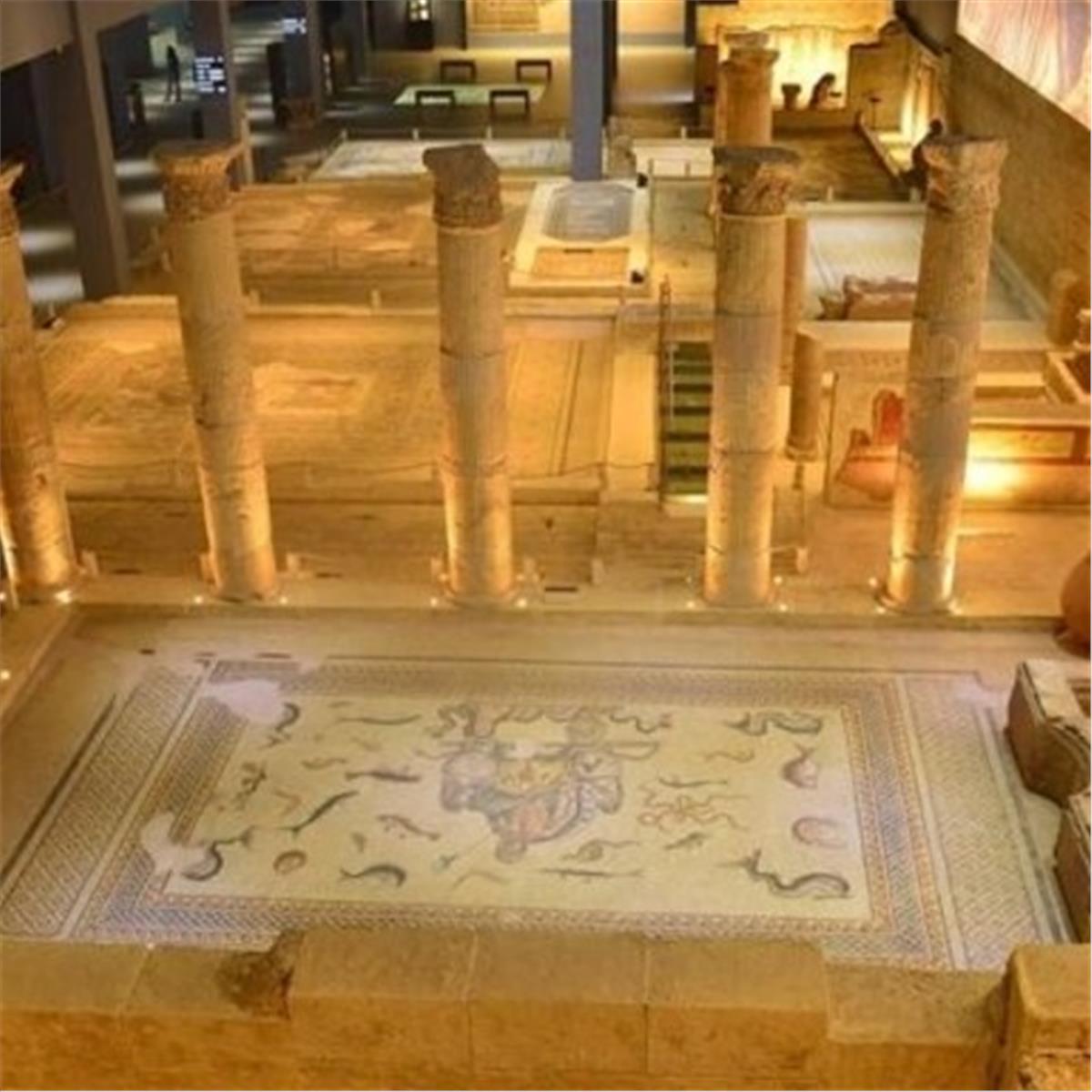 İzmir'den Otobüs İle Kalkışlı 8 Gece 9 Gün Konaklamalı Gaziantep, Urfa, Mardin, Van, Kars, Erzurum, Diyarbakır ve Mersin İle Özel Doğu Anadolu Turu