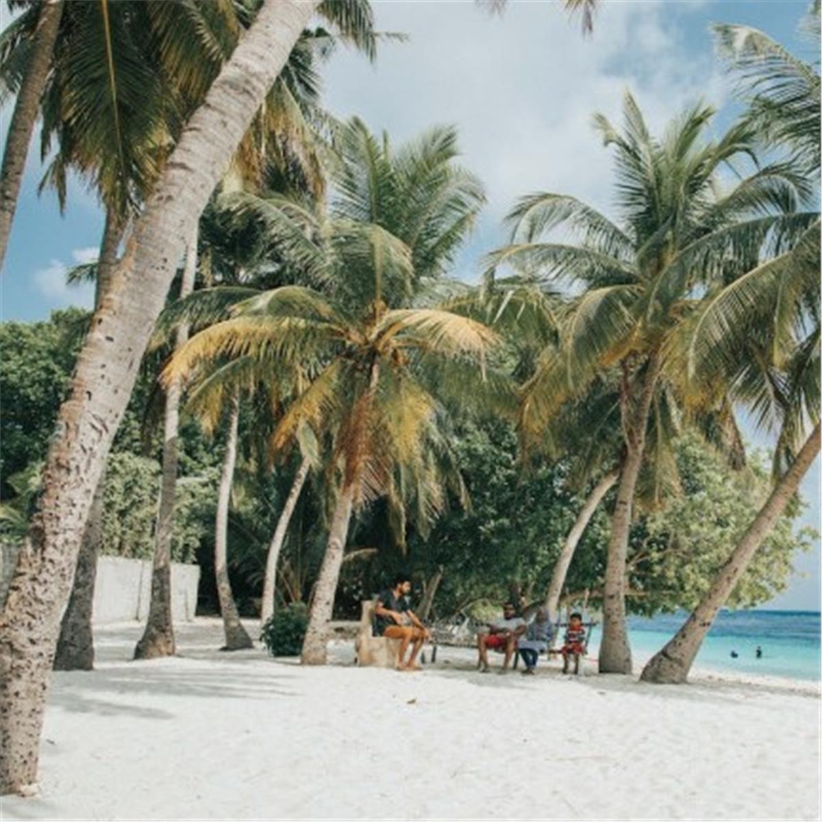 Uçak İle Kalkışlı 4 Gece 5 Gün ve Konaklamalı Maldivler Turu