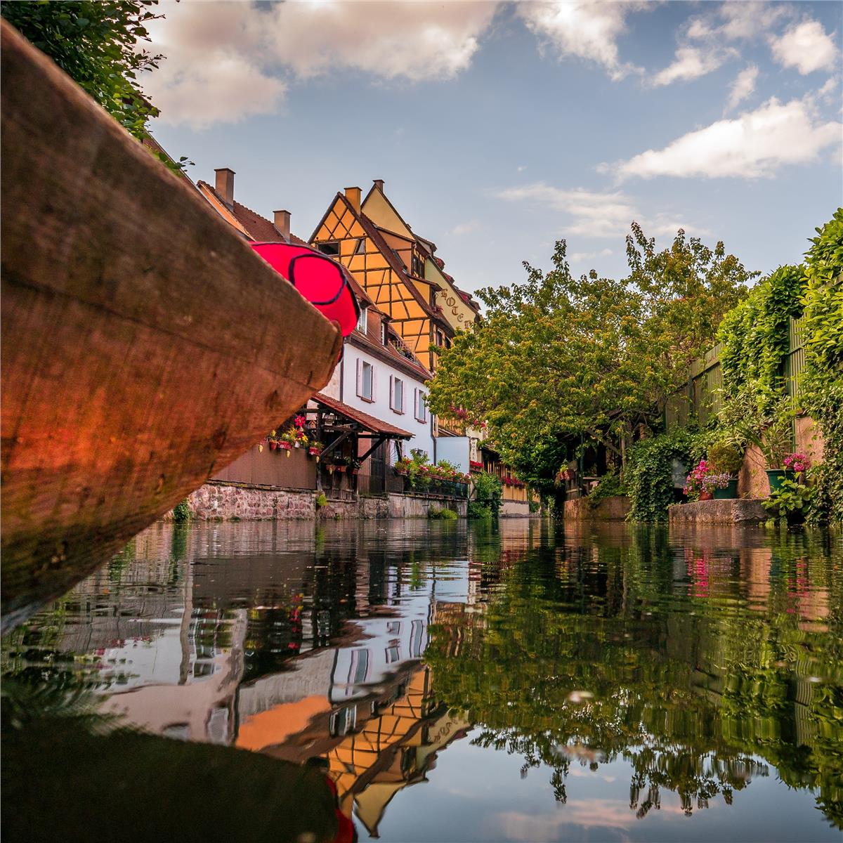 İzmir'den Uçaklı 4 Gece 5 Gün Konaklamalı Alsace & Colmar Tren ve Teleferik ile Alp Dağları Zirvesi 