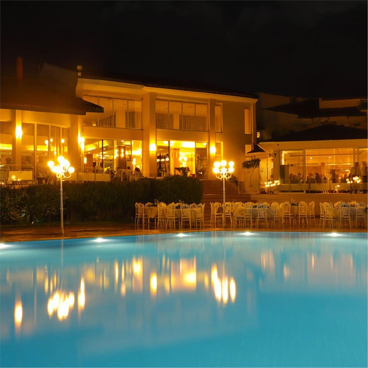 İzmir Hareketli 1 Gece 2 Gün 5* Lycus River Thermal &Spa Hotel Konaklamalı Pamukkale Nikfer Kayak Merkezi Turu