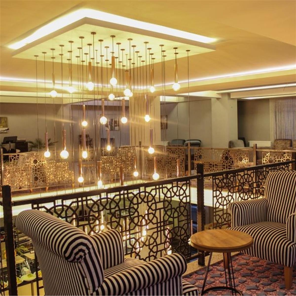 İzmir Çıkışlı 5 Yıldızlı Hierapark Thermal & Spa Deluxe Hotel Konaklamalı 1 Gece 2 Gün Pamukkale Termal Turu