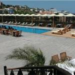 Kosa Hotel'de Açık Büfe Kahvaltı ve Havuz Kullanımı