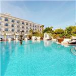 İzmir'den Uçak Bileti ve Otel Transferi Dahil 2 Gece 3 Gün Yarım Pansiyon Konaklamalı Rocks Hotel Casino İrem Derici Yılbaşı Galası 35.150TL'den Başlayan Fiyatlarla