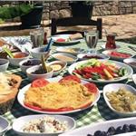 Urla Efşah Restaurant’da Doğa İçerisinde Serpme Kahvaltı Keyfi