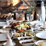 Sığacık Ada Marin Restaurant'da Sınırsız Çay Eşliğinde Enfes Serpme Kahvaltı Keyfi