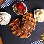 Alsancak Sam Brown Chocolate Cafe’de Seçmeli Kahve ve Waffle Keyfi