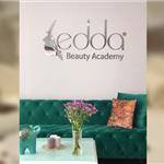 Alsancak Edda Beauty Academy Kalıcı Oje ve Kuru Manikür Uygulaması