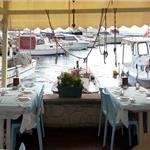 Çeşmealtı Rıhtım Restaurant’ta Denize Sıfır Muhteşem Serpme Kahvaltı