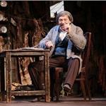 Genco Erkal'ın Sahnelediği Çarpıcı Hikaye 'Bir Delinin Hatıra Defteri' Adlı Oyun İçin Tiyatro Bileti