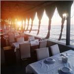 Güzelbahçe İnadına fasıl Restaurant'da Denize nazır Serpme Kahvaltı