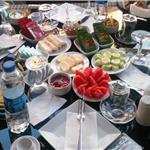 Gümüldür Spilos Hotel’de enfes lezzetler eşliğinde serpme kahvaltı keyfi