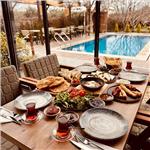 La Paix'te Serpme Kahvaltı Menüsü
