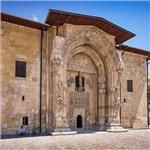 İzmir'den Uçaklı 3 Gece 4 Gün Konaklamalı Tunceli Kemaliye Divriği Turu