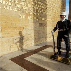 İzmir Çıkışlı Günübirlik Ankara ve Anıtkabir Turu. Üstelik Kahvaltı Dahil