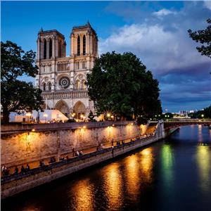 İzmir'den Uçak İle Kalkışlı 4 Gece 5 Gün Konaklamalı Paris & Disneyland & Brüksel & Amsterdam Turu