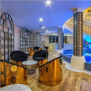 İzmir'den Uçak İle Hareketli Kıbrıs Limak Cyprus Deluxe Hotel Ultra Herşey Dahil Konaklama Seçenekleri