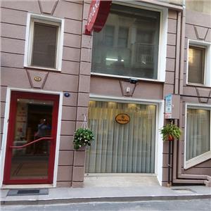 Balca Otel Alsancak'ta Çift Kişilik Konaklama Keyfi